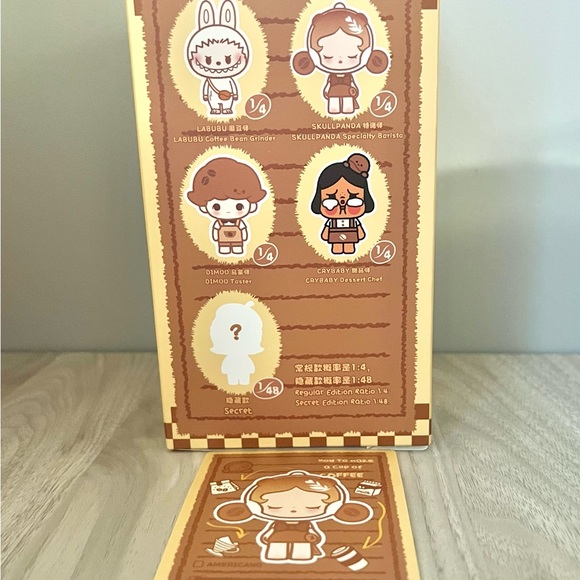 Pop Mart Pop Bean Coffee Factory Plush Pendant - Skullpanda (Specialty Barista) - Picture 4 of 5